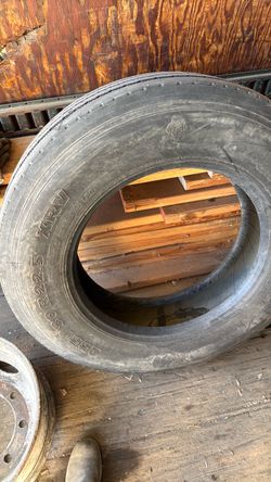 Michelin XRW 255/80R22.5 Commercial Truck Tire