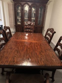 Great Condition Dining Set