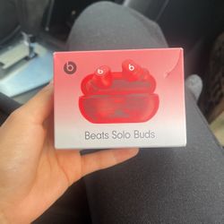 Beats Solo Buds