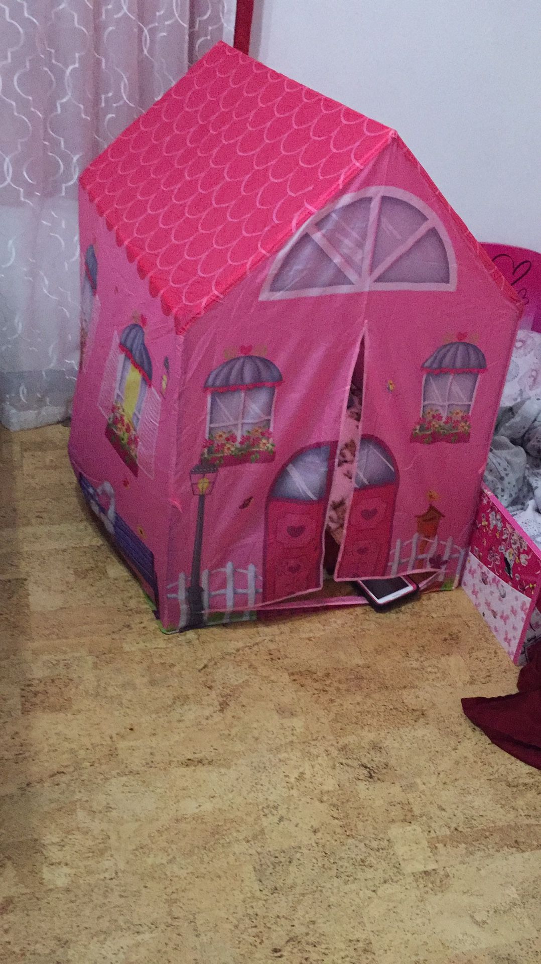 Girl house new