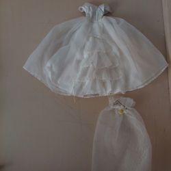 Barbie Doll Dream Oufit  Wedding Dress Unsewn  On Side, With Veil 