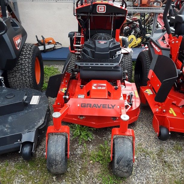 GRAVELY Z Stance 32 Inch Commercial Stand-On Lawn Mower - NEW