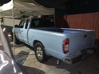 1999 frontier XE pickup