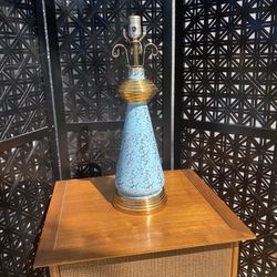 Mid Century Deena lamp