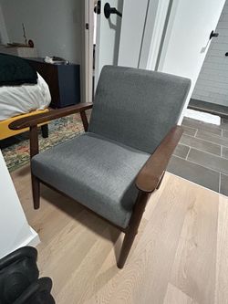 Jarin Armchair