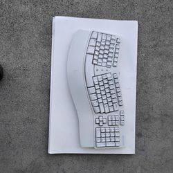 Microsoft Ergonomic Ku-0045 Ps2 Keyboard 