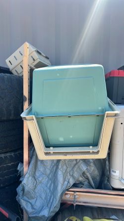 Two medium dog kennels