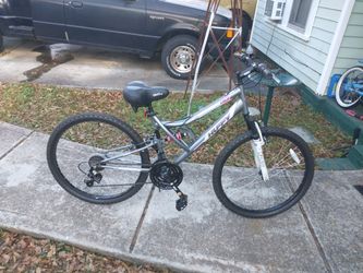 Ladies 26" Huffy Mountain Bike 