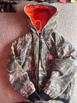 Realtree Camo Zip-Up Hooded Hunting Jacket