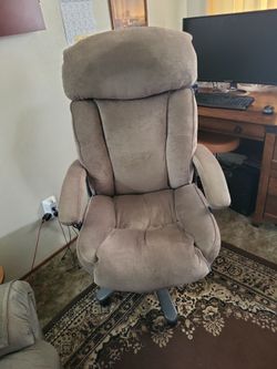 Desk chair