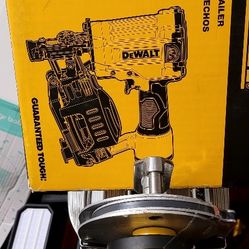 Brand New Unopened (Box Slighly Damaged) Dewalt DW45RN 15 Degree Coil Roofing Nailer