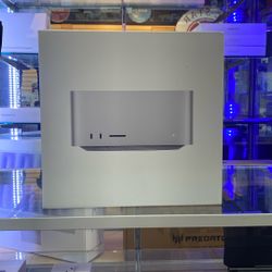 Apple Mac Studio M4 Max w/ 64GB/2TB