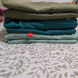 FIGS Scrubs (Tops & Pants) - XXS