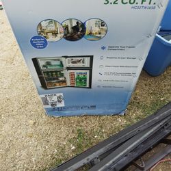 Haier Mini Frigerator/Freezer