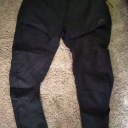 Mens Nike Joggers Size 40