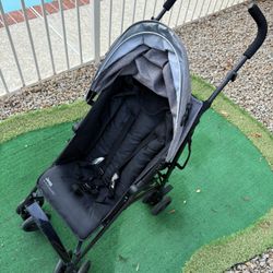 Jeep® by Delta Children Baby Stroller (2023 model)