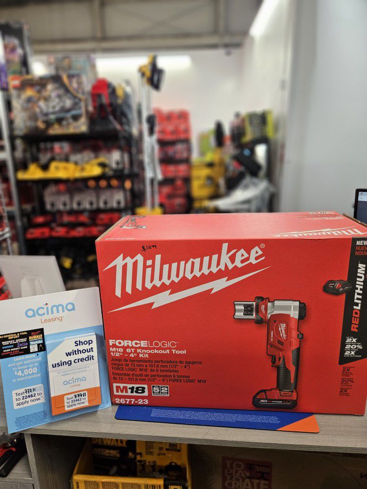 Milwaukee M18 18V Lithium-Ion 1/2 in. to in. Force Logic 6-Ton Cordless Knockout  Tool Kit with Die Set, One 2.0Ah Batteries for Sale in Los Angeles, CA  OfferUp