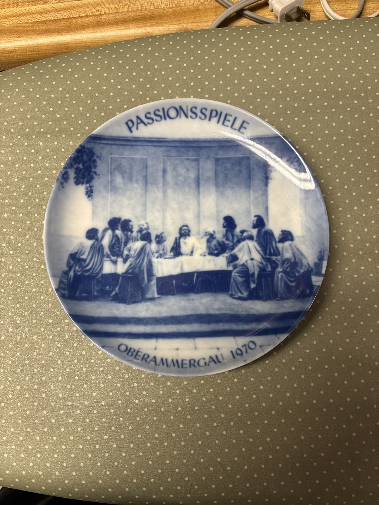 Vintage 1970  Kaiser Porcelain commemorative plate  7.5”  Oberammergau Passion Play 