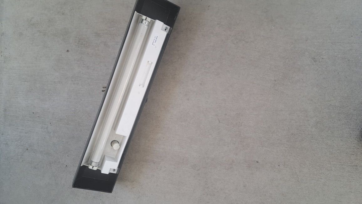 Heat Lamp for Aquarius or Terrarium