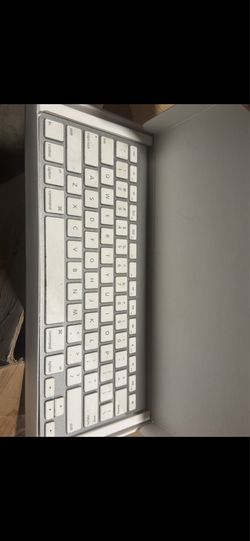 Apple keyboard