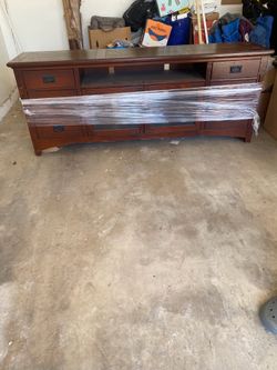 TV/ Entertainment Console