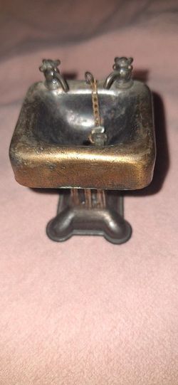 DURHAM INDUSTRIES MINIATURE DIE CAST FURNITURE DOLL HOUSE COLLECTIBLES