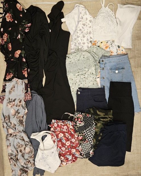 Small & Medium Women's Clothing