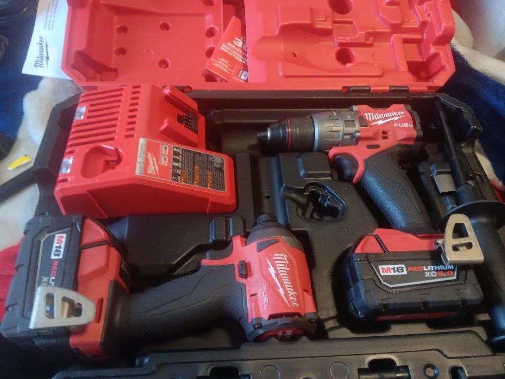 M18 Milwaukee Fuel Hammer/drill And Impact
