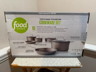 Food Network Food Network 10-Piece Textured Titanium Cookware Set