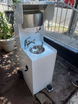 Portable Hand Washing Station with Sink