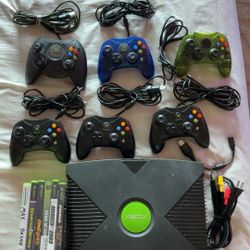 Original Xbox, 7 Games, 6 Controllers Bundle