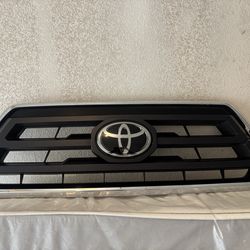 2020 Toyota Tacoma Grill