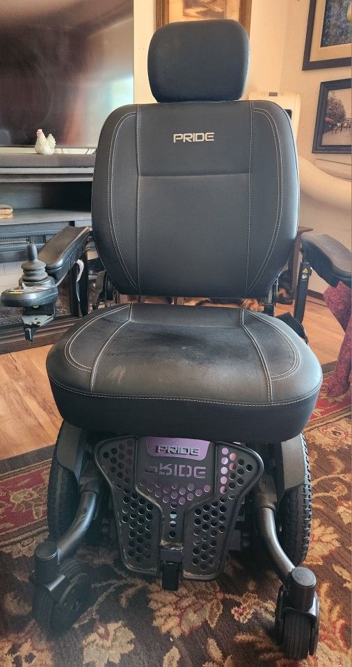 JAZZY PRIDE EVO 613 POWER CHAIR