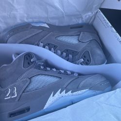 Wolf Gray 5s 7m