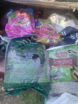 Bird Food Lot – Kaytee, Petco, Fiesta