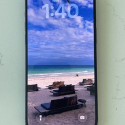  Selling my 512GB iPhone 15 Pro Max in Black Titanium. Phone is fully unlocked and works with any carrier.