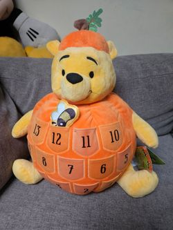 Authentic Winnie the  Pooh Halloween countdown plush