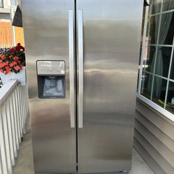 Whirlpool Side By Side Refrigerator 