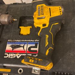 Atomic Dewalt 