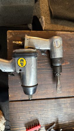 Pneumatic tools - 1/2 drove impact/ Ir chisel wanting to trade for 7 1/4 dewalt saws