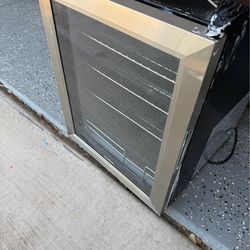 Ivation refrigerator