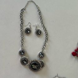 Necklace Set