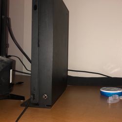 Xbox One X 