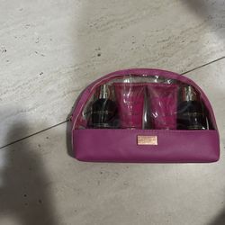 Baylis & Harding  English Bath And Body 4Piec Gift Set