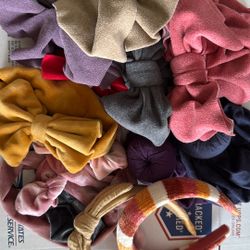 Baby Girl Headwear Bundle – 14 Pieces (Bows, Caps & Headbands) – Like New!