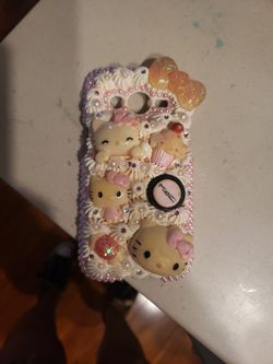 HELLO KITTY  MAC CASE