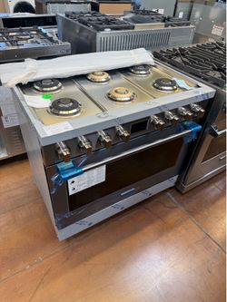 Frigidaire Professional 36” gas range