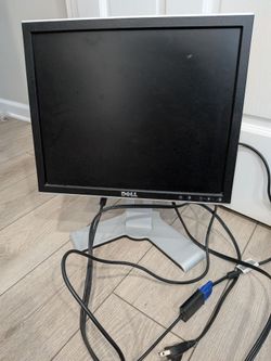Dell 17 inch monitor excellent condition pick up Schaumburg
