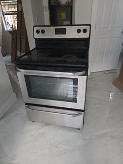 Frigidaire range stove for cheap.