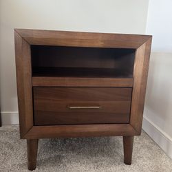 Brown Nightstand With Drawer